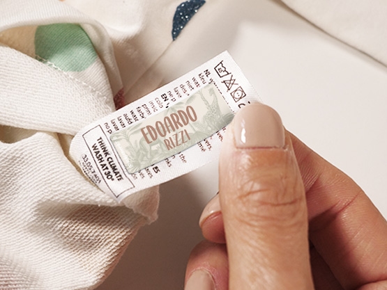 Etichette per abbigliamento di design